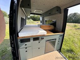 Mercedes-Benz Sprinter 319