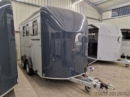 Cheval Liberté Aluline Maxi 3 mit Hecktüren 3500kg 3 Pferde Neu