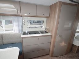 Fendt Tendenza 560 SG 2.000kg * Mega SAT* TV