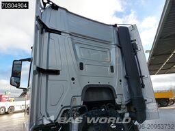 Mercedes Actros 1843 4X2 StreamSpace ADR