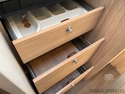 SUNLIGHT T 65  | Automatik | Auto. Sat. + TV | AHK + RFK