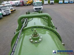Volvo FM7 290 6X4 RHD vacuum tank 13.7 m3