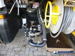 D.A.F. LF 55.220 4X2 RHD Whale vacuum tank 8.1 m3