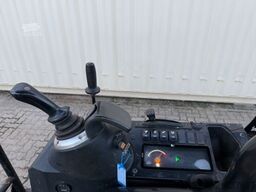 JCB 16C-1 /2022 BJ/ 847 H / verbr. Laufwerk/2xLöffel