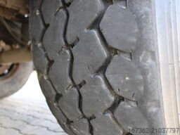 SCHMITZ CARGOBULL SKI 24 SL 10.5, AXLES 9t, LIFTING AXLE, 49m³