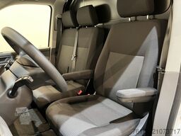 Volkswagen Transporter 2.0 TDI L1H1 150 PK Automaat / Serv...