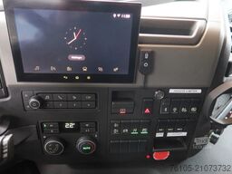 Volvo FM 340 Geïsoleerd Dak DHollandia 3000 kg