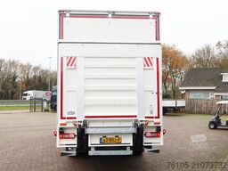 Volvo FM 340 Geïsoleerd Dak DHollandia 3000 kg