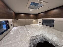 BÜRSTNER Signature SFT 7.1 *Lithium 300 Ah*Küchen-Paket*