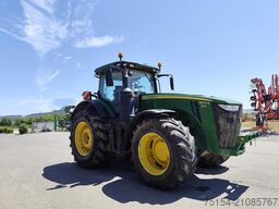 John Deere 8370R