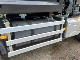 Renault K 480 - 13 LITER  P6X6 - 29 TON - HMF KRAAN + H...