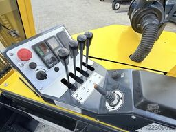 Combilift C3000CB GAS TRIPLEX 4900 POSITIONER TOP1