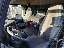 Volvo FM FM370/Globetrotter/Slaapcabine/ 4 Stuck auf ...
