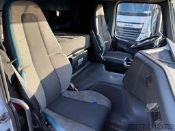 Volvo FM FM370/Globetrotter/Slaapcabine/ 4 Stuck auf ...