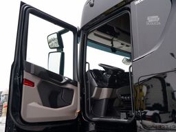 SCANIA S 560 / MEGA / RETARDER / I-PARK COOL / LOWDECK