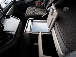 SCANIA S 560 / MEGA / RETARDER / I-PARK COOL / LOWDECK