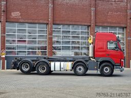 Volvo FM 500 Globetrotter 8x4*4 - HYVA Hooklift - Lif...