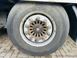 Mega Gabelstaplertransporter Ladebordwand9t