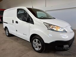 NISSAN E-NV200 Elektro Kastenwagen 1.Hand BJ-2018