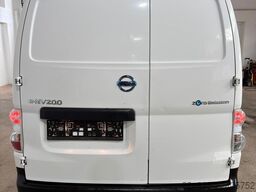 NISSAN E-NV200 Elektro Kastenwagen 1.Hand BJ-2018