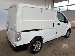 NISSAN E-NV200 Elektro Kastenwagen 1.Hand BJ-2018