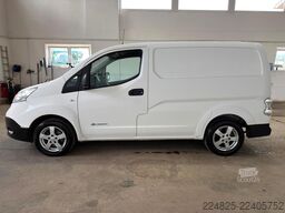 NISSAN E-NV200 Elektro Kastenwagen 1.Hand BJ-2018