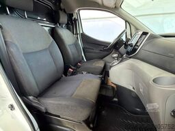 NISSAN E-NV200 Elektro Kastenwagen 1.Hand BJ-2018