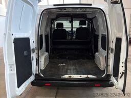 NISSAN E-NV200 Elektro Kastenwagen 1.Hand BJ-2019