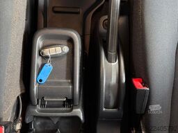 NISSAN E-NV200 Elektro Kastenwagen 1.Hand BJ-2019