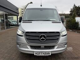 MERCEDES-BENZ Sprinter 319 CDI V6 Kasten RWD L3H2 Kamera 360°