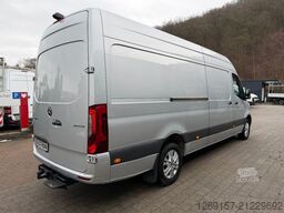 MERCEDES-BENZ Sprinter 319 CDI V6 Kasten RWD L3H2 Kamera 360°