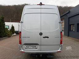 MERCEDES-BENZ Sprinter 319 CDI V6 Kasten RWD L3H2 Kamera 360°