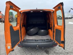 VOLKSWAGEN Caddy AHK / Klima / 6 Gang