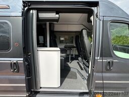 Adria Twin Supreme 640 SGX, Vollausstattung