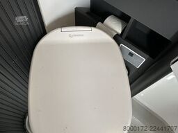 Adria Twin Supreme 640 SGX, Vollausstattung