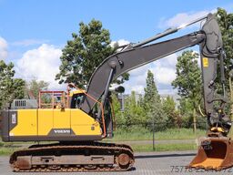Volvo EC220EL | EC 220 EL | TILT ROTATOR | BUCKET