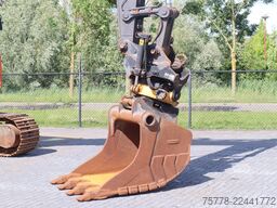 Volvo EC220EL | EC 220 EL | TILT ROTATOR | BUCKET