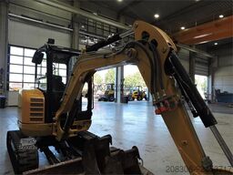 CATERPILLAR 302.7 + Hammer
