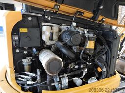 CATERPILLAR 302.7 + Hammer