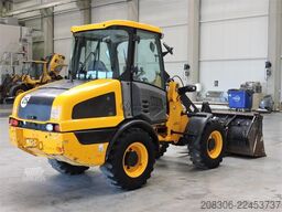 JCB 406 + Fork