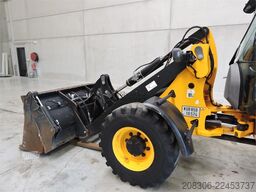 JCB 406 + Fork