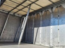 WEB-TRAILER 18 to 2 Achs Schiebeplane LBW Bär