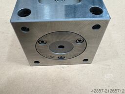 Oostland Automobielen B.V. Oostland Automobielen B.V. Oostland Automobielen B.V.