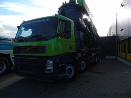 Volvo FM 340 + NAAKTGEBOREN 15.000L + 8x4 + tipper + ...