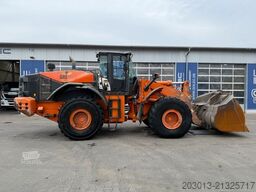 HITACHI ZW310-6 Radlader 28 Tonnen *12.350 h