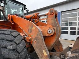 HITACHI ZW310-6 Radlader 28 Tonnen *12.350 h