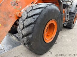 HITACHI ZW310-6 Radlader 28 Tonnen *12.350 h