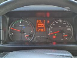 Renault D 4x2 Box - Loadlift - Low KM - Euro 6 - 130 KW...