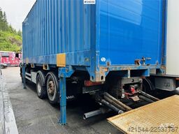 Scania P114 Container Truck with Tail Lift