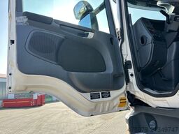 SCANIA P 280 / 6x2 / Carrier 1250 MT  / Länge 9,1 m